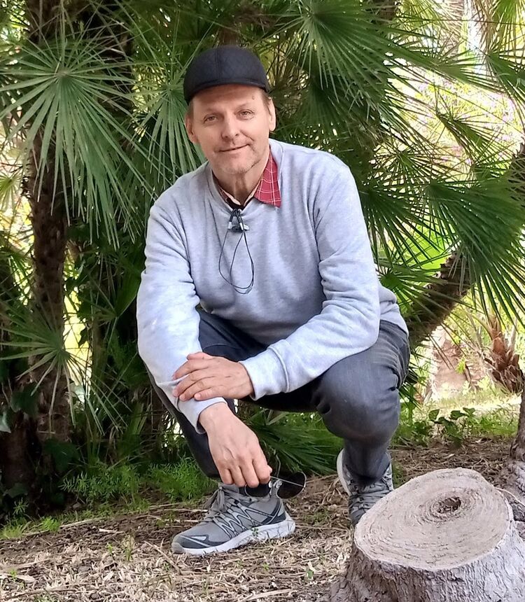  54171982  , 63 ,    Alacant