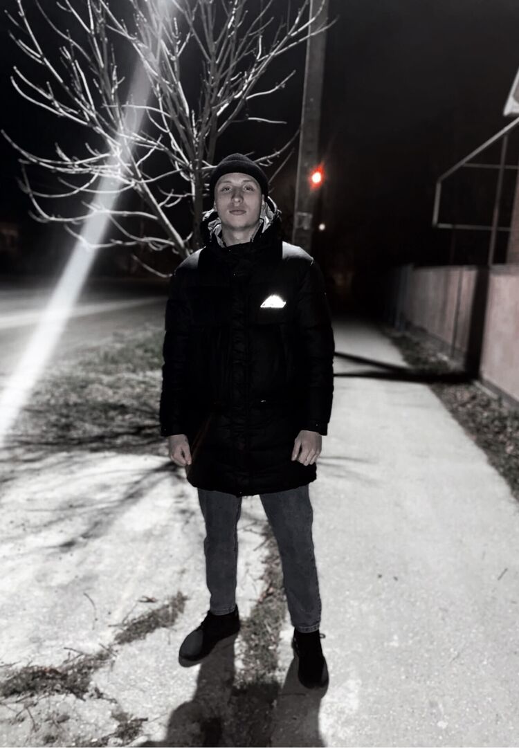  33989872  , 32 ,    
