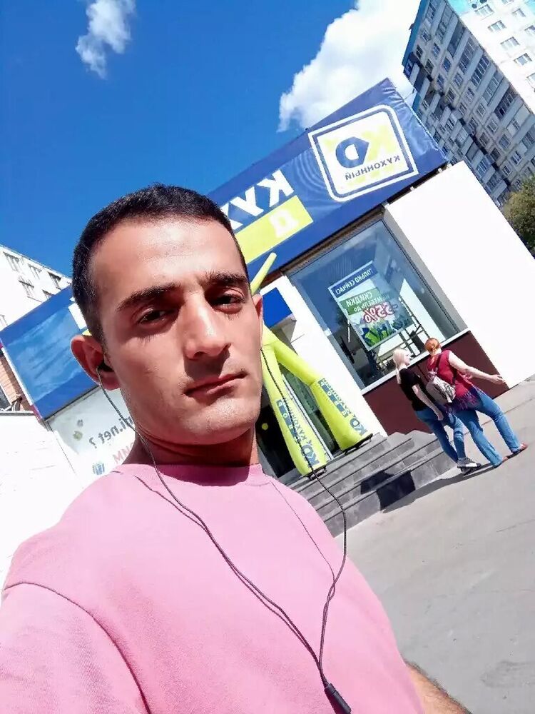  ,   Feruz, 32 ,   ,   , c 