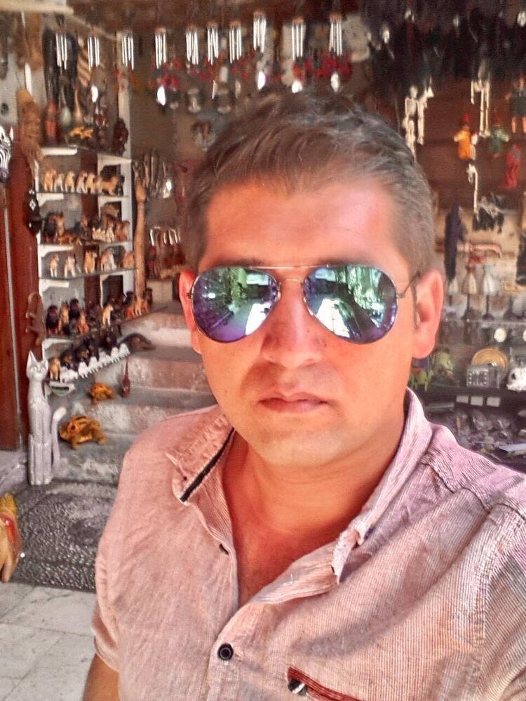  37596832  Mesut, 26 ,    Alanya