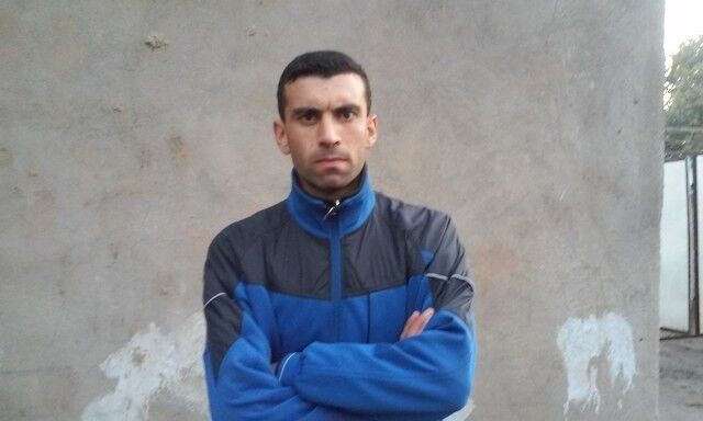  11458122  Zafar, 35 ,    