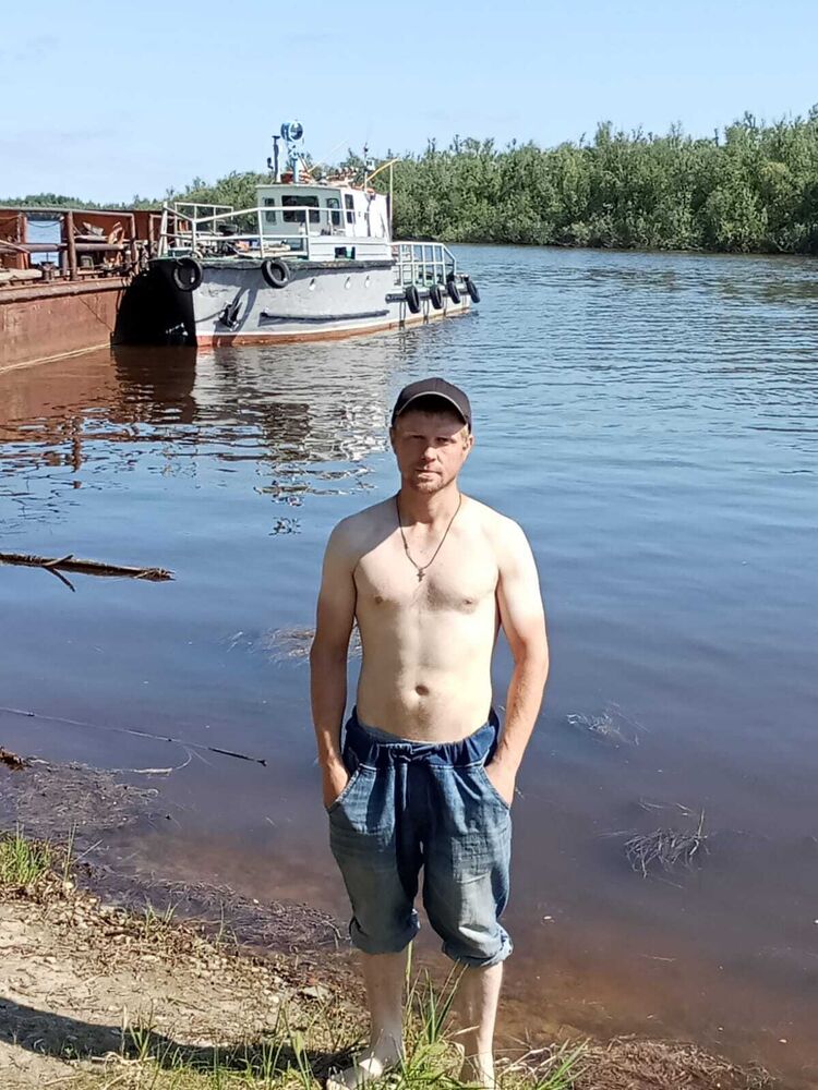  35803972  SEREGA, 32 ,    