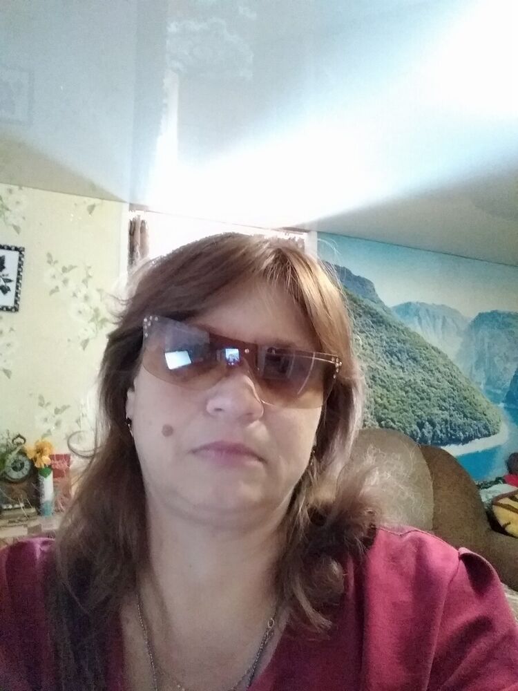  20998722  Elena, 54 ,    