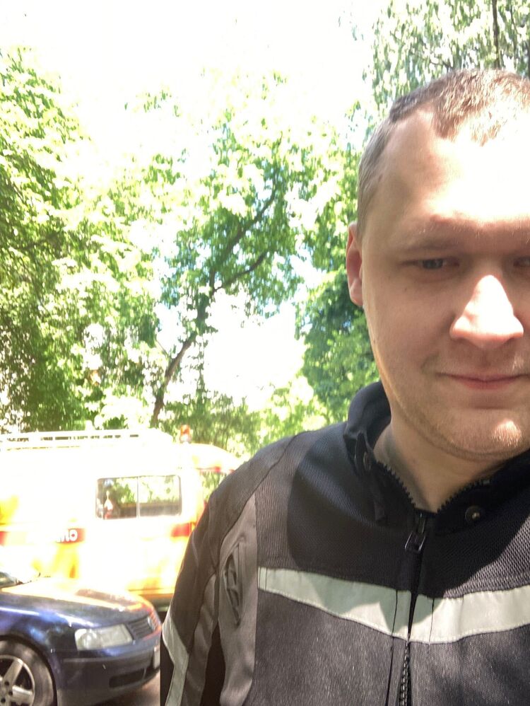  41798172  Vlad, 33 ,    Madras