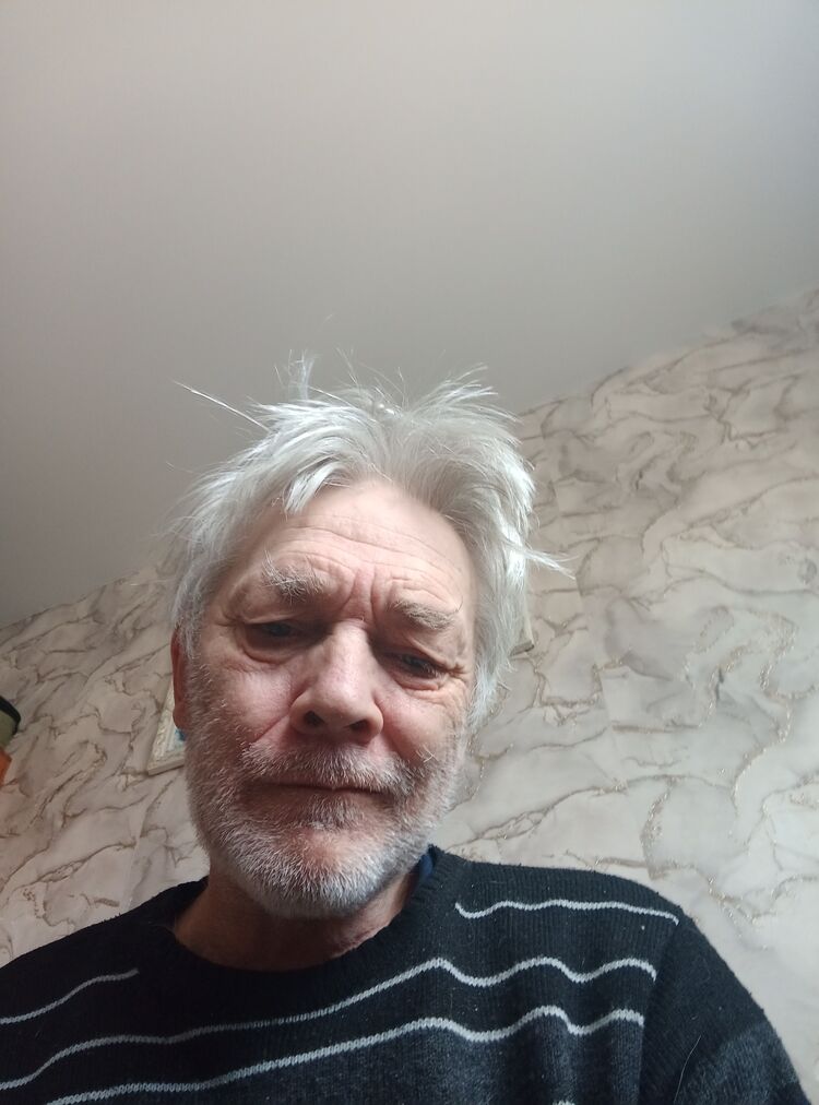  42718912  , 62 ,    
