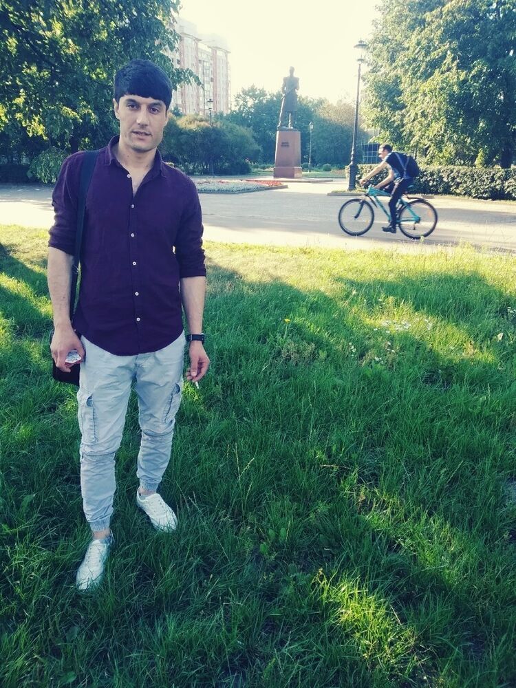  -,   Joni, 32 ,   
