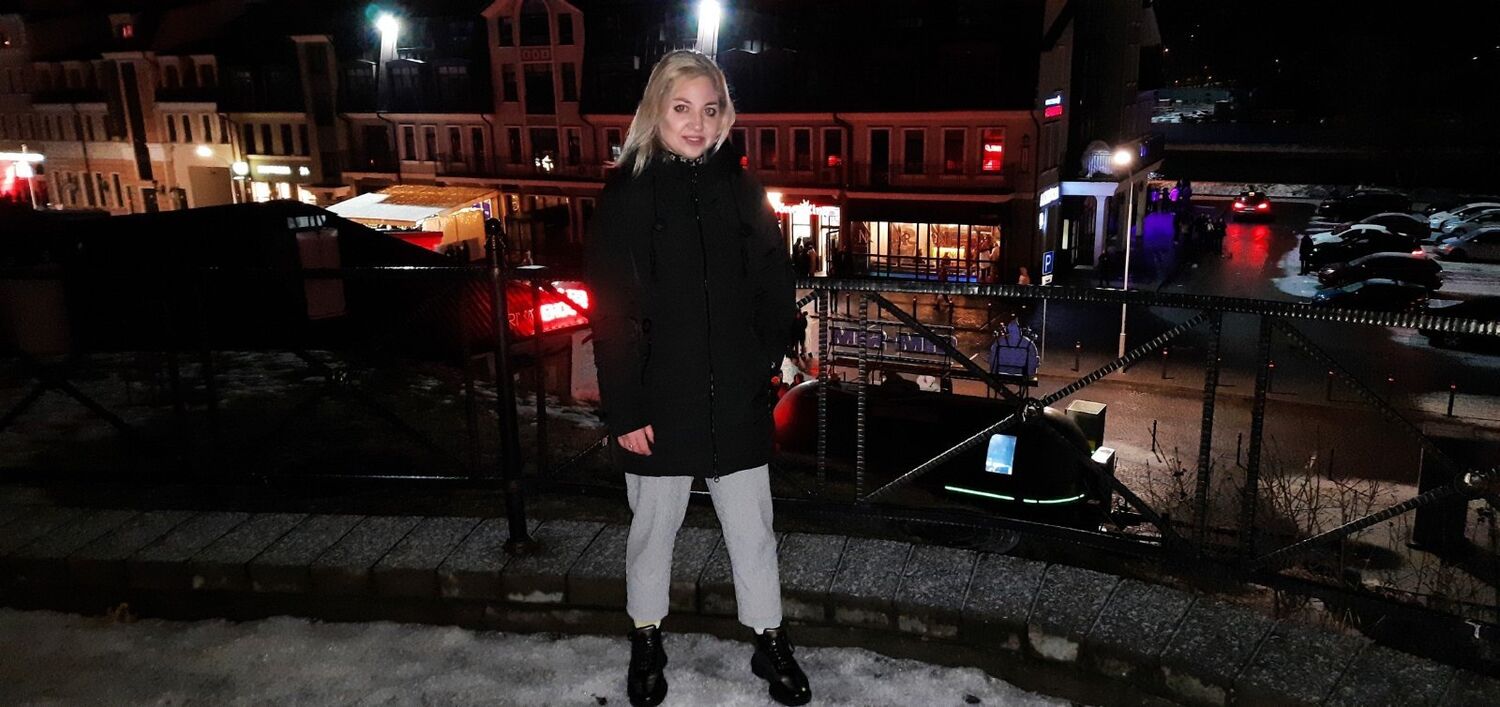  ,   , 27 ,   