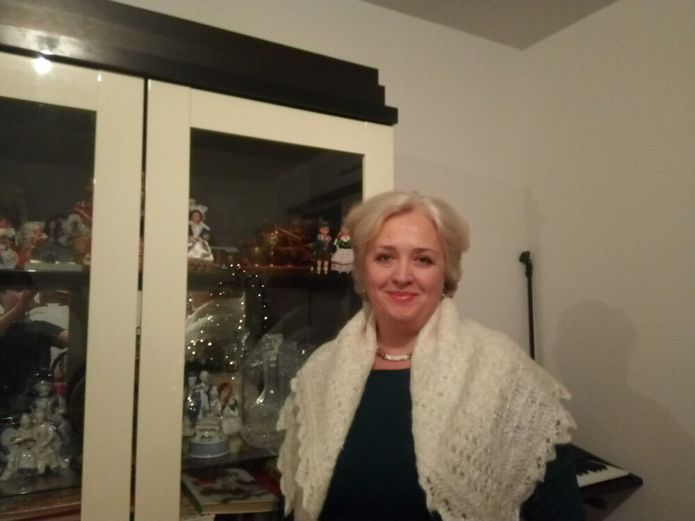  ,   Lili, 53 ,   ,   , c 