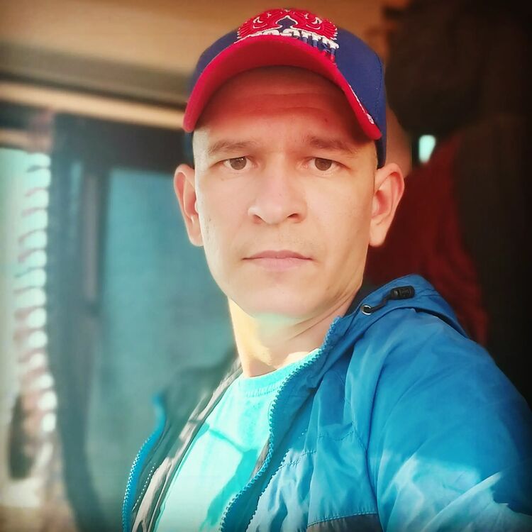  32582072  , 33 ,    