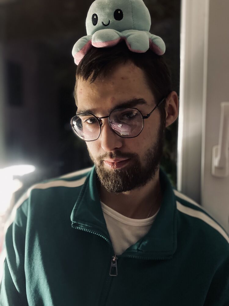  49471342  Sergei, 21 ,    