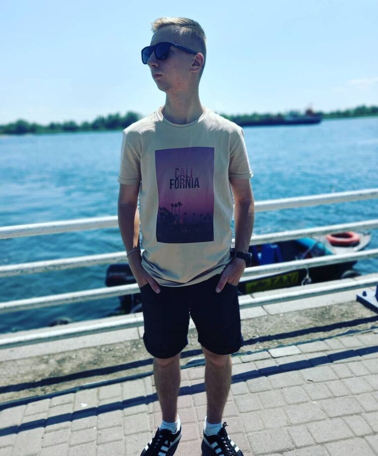  23061622  , 26 ,    