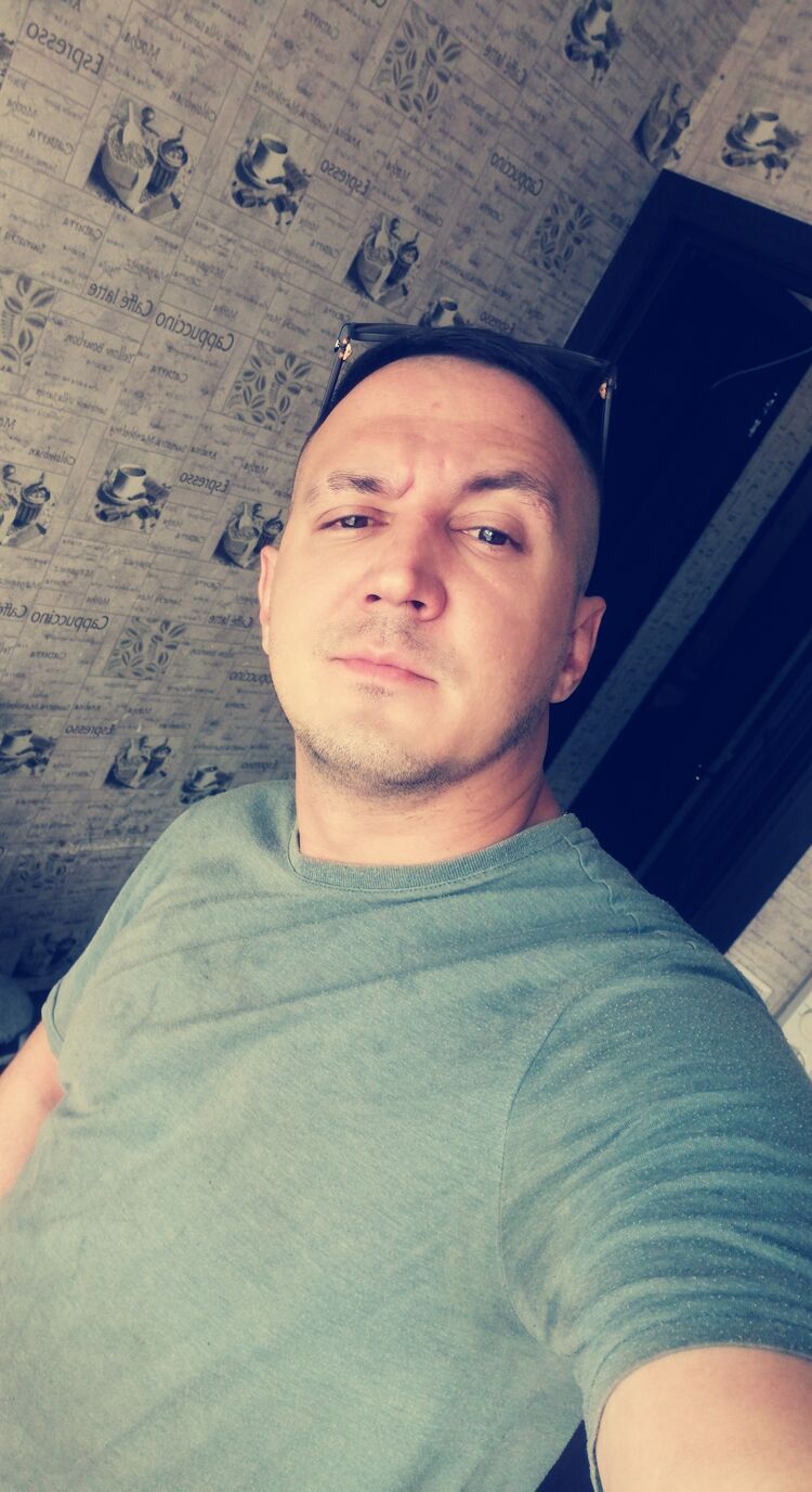  46746572  , 37 ,    