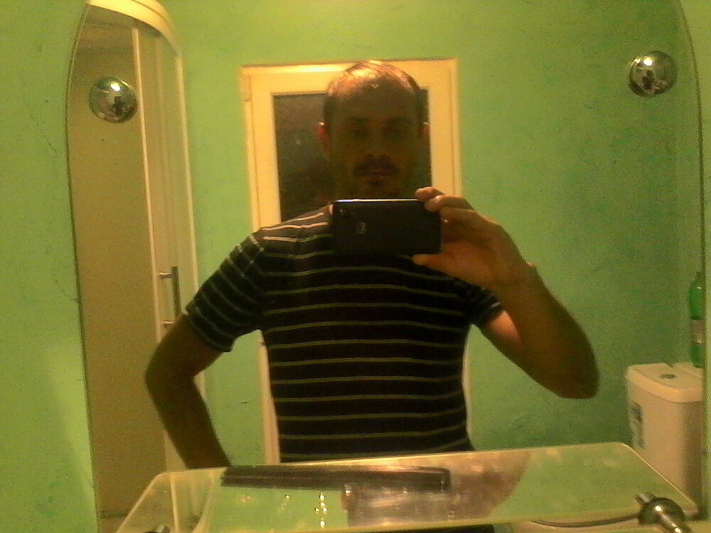  ,   Nikolaj, 39 ,   