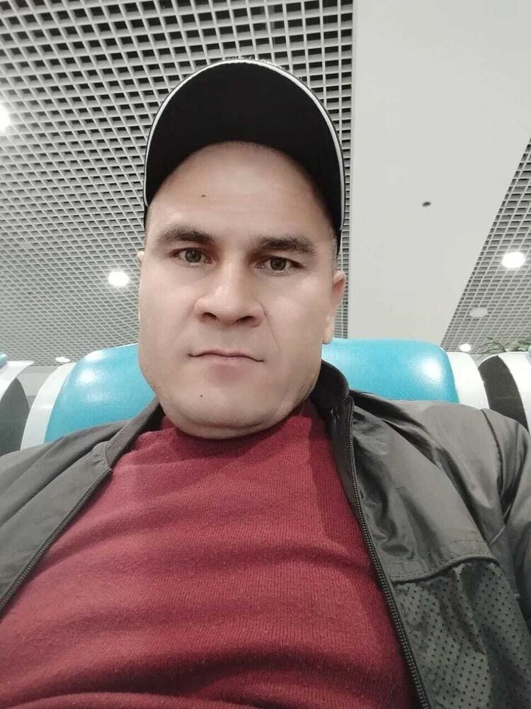  45369792  Alisher, 40 ,    