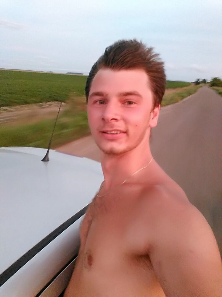  7842182  , 32 ,    