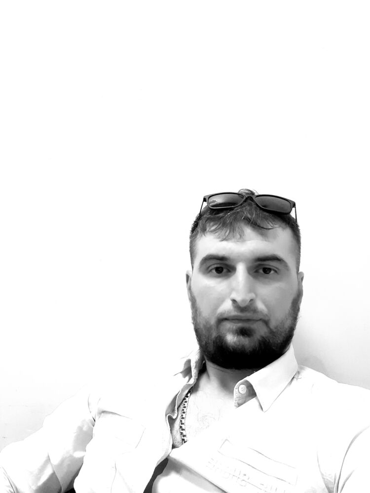  31006742  , 33 ,    