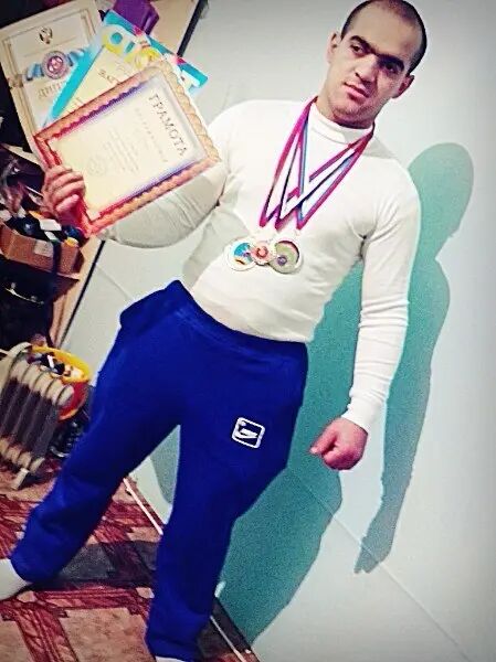  31643082  Vjkyui, 37 ,    