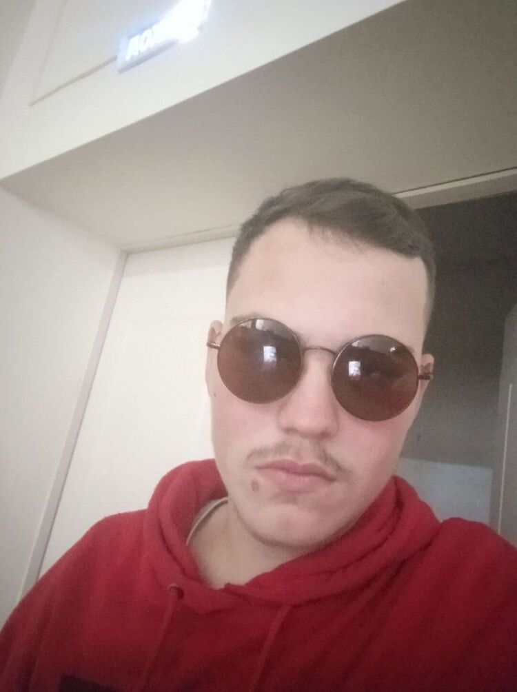  47761982  , 19 ,    