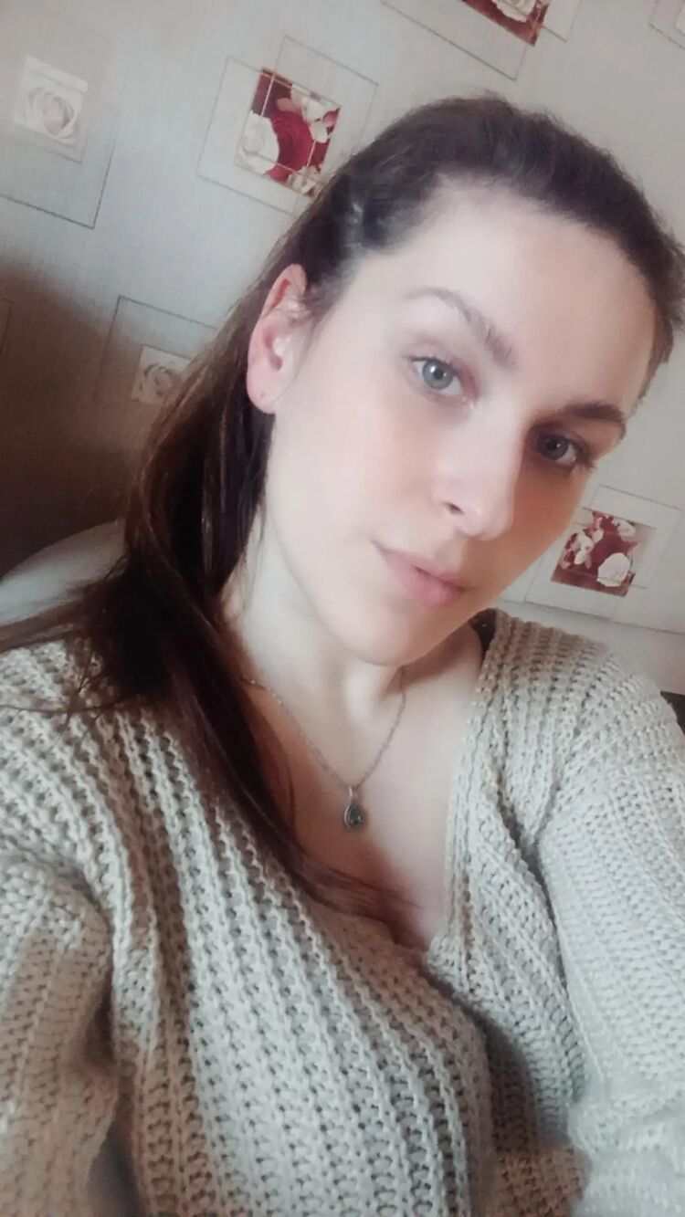  49616092  , 27 ,    