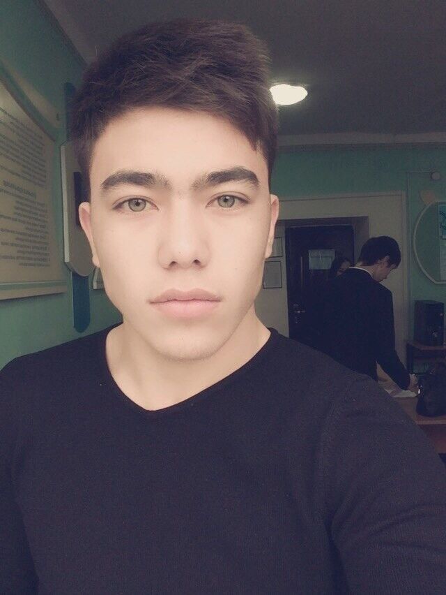  8872952  , 28 ,    