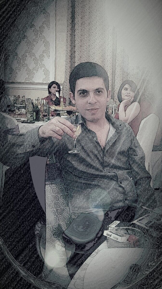  11151902  Hak, 35 ,    