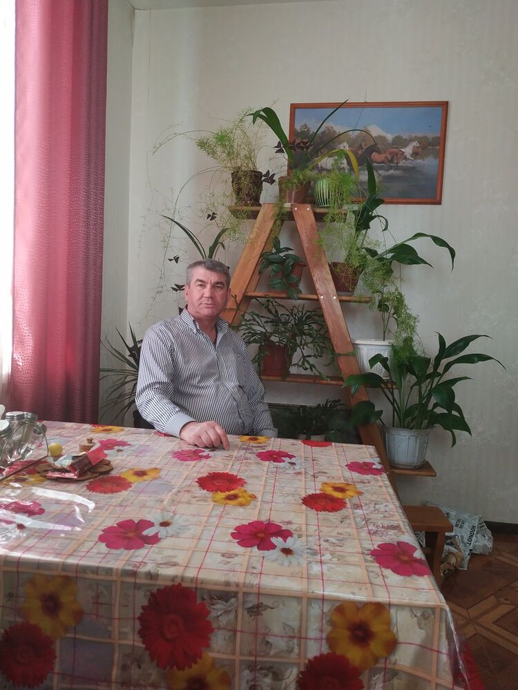  18577982  Igor omorfos, 56 ,    