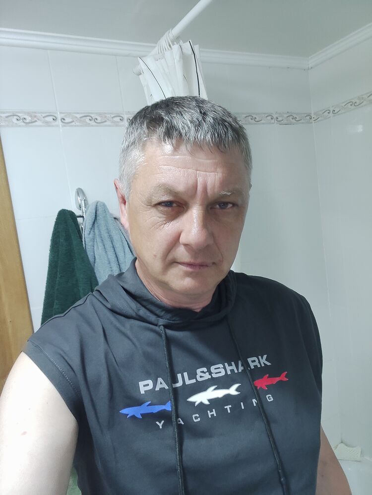  43984542  , 51 ,    