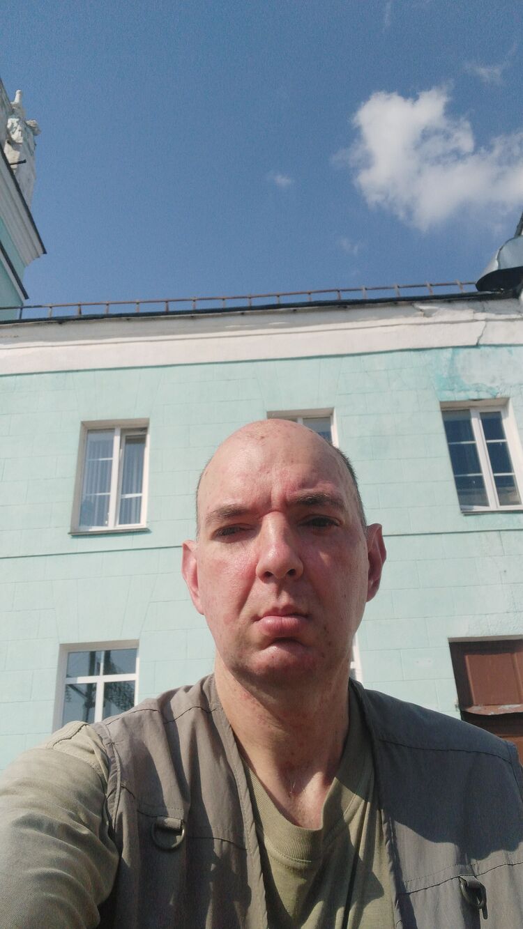  46550302  , 42 ,    