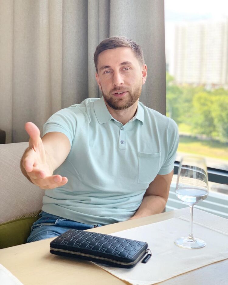  39877282  , 37 ,    -