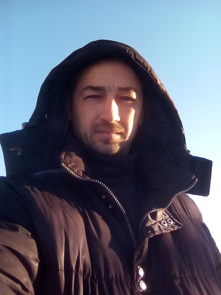  8581372  , 43 ,    -