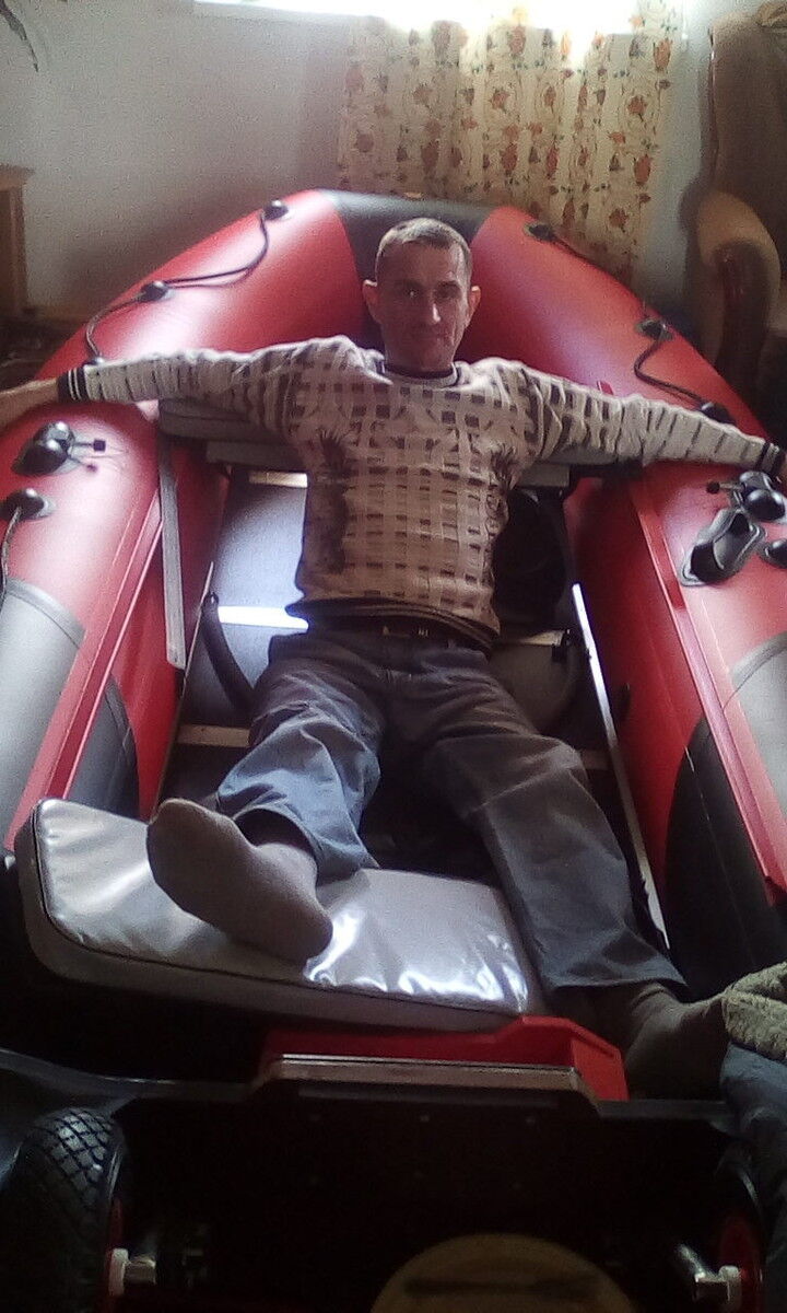  14339462  Aleksandr, 43 ,    