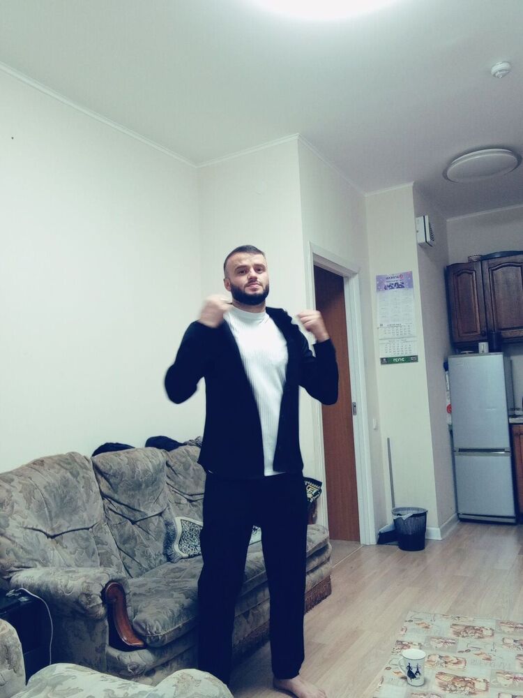  43552222  Foat, 29 ,    