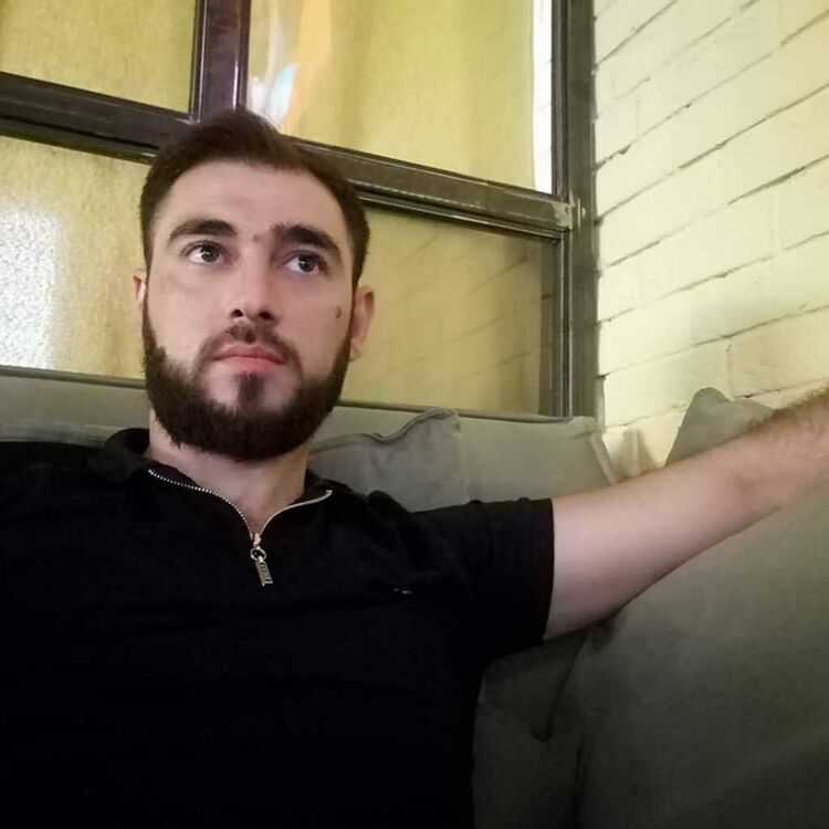  18188062  Ilqar, 33 ,    