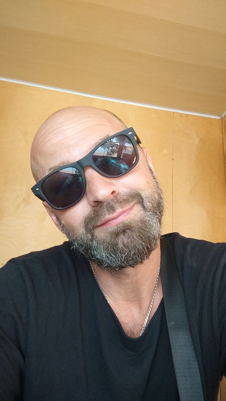  ,   , 44 ,   ,   