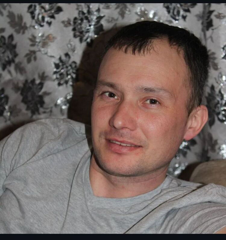  47581382  Anton, 35 ,    