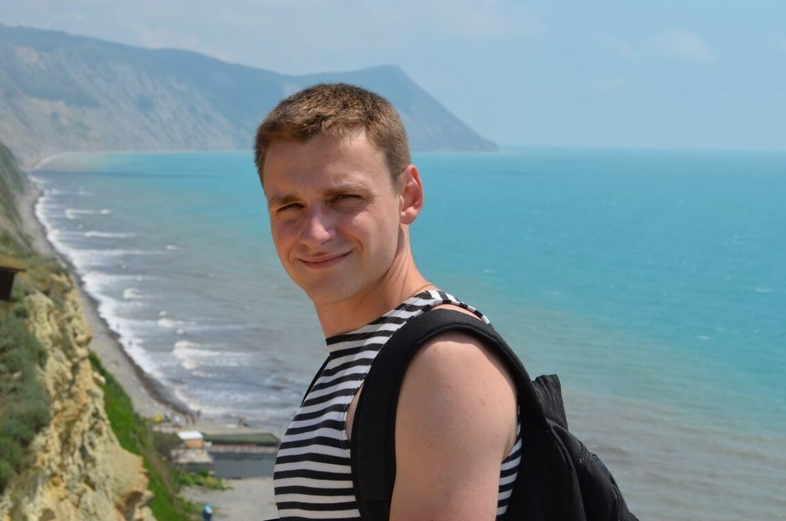  4148442  Vladislav, 38 ,    