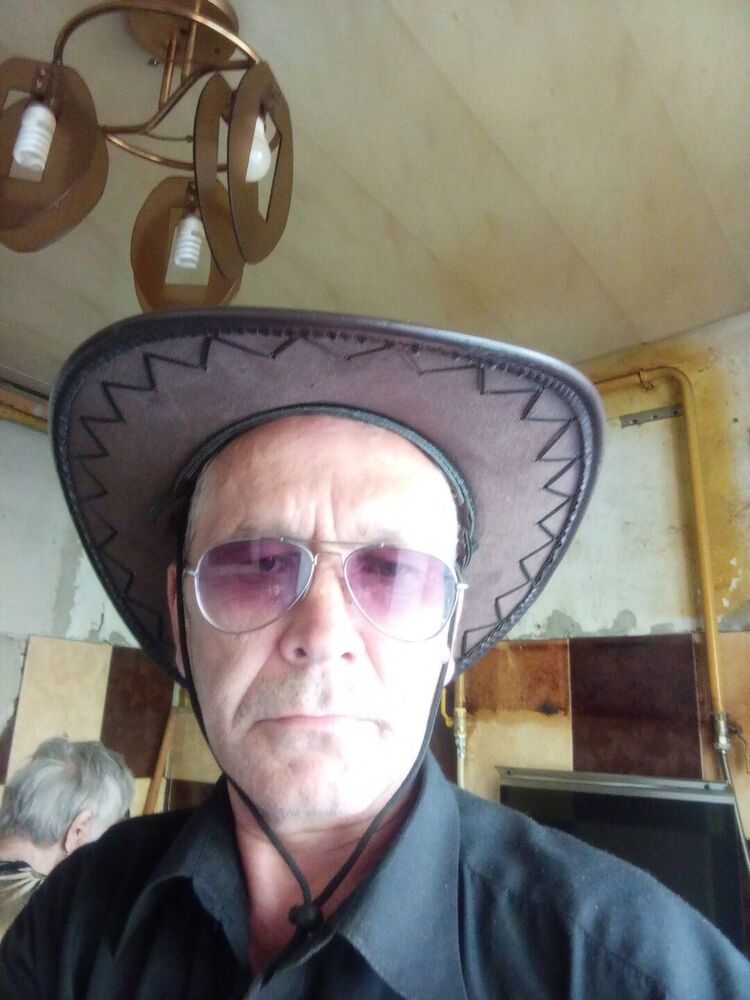  44388272  , 53 ,    