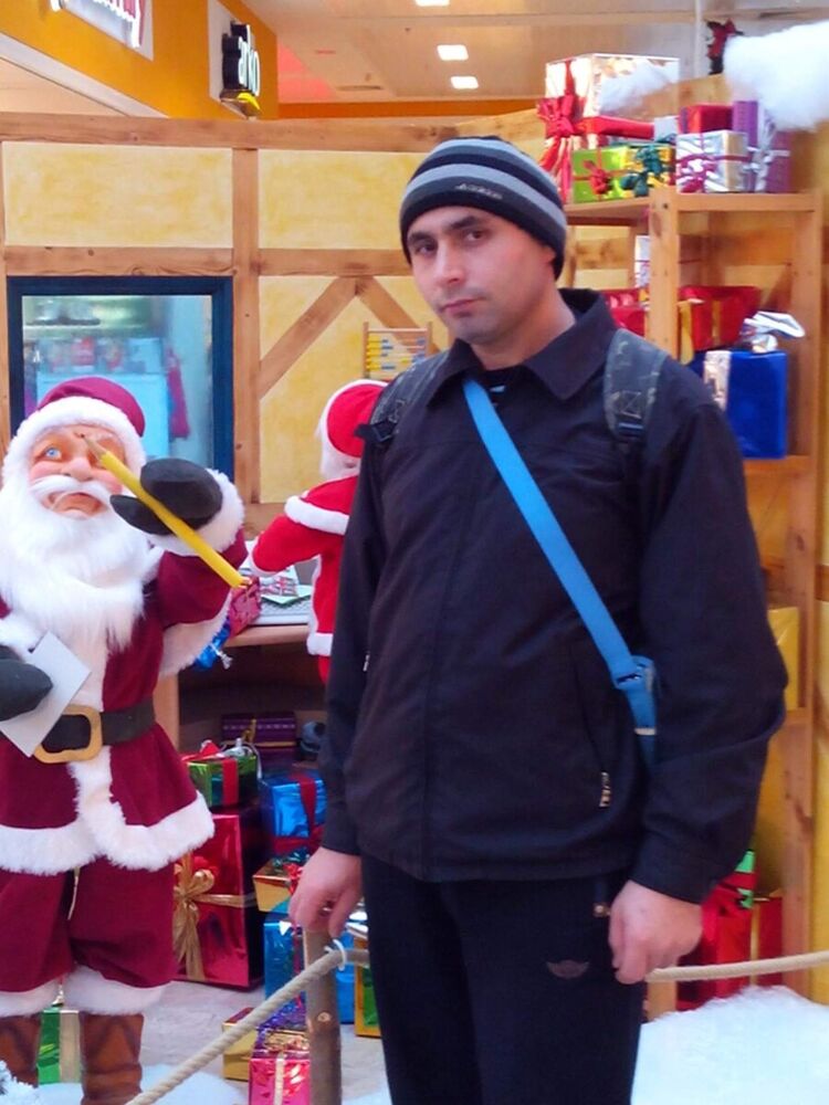  ,   Sergiu, 46 ,   ,   , c 