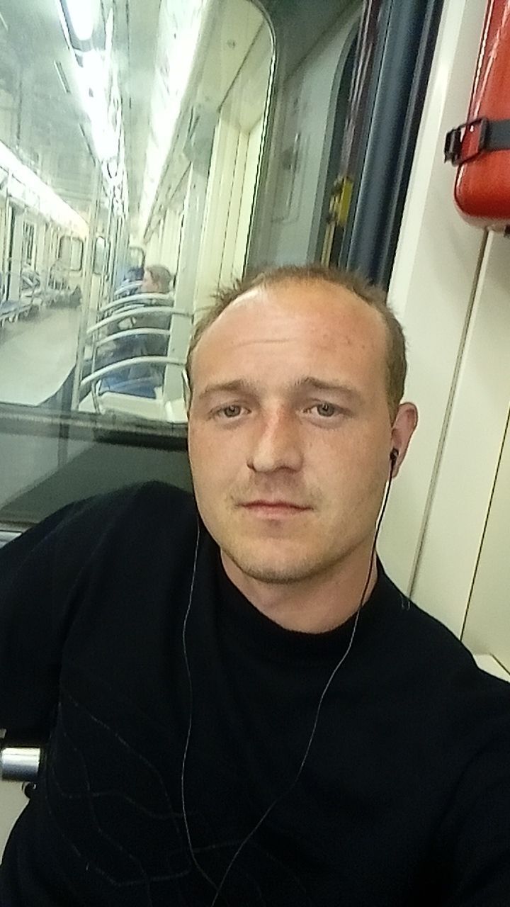  23064752  , 35 ,    