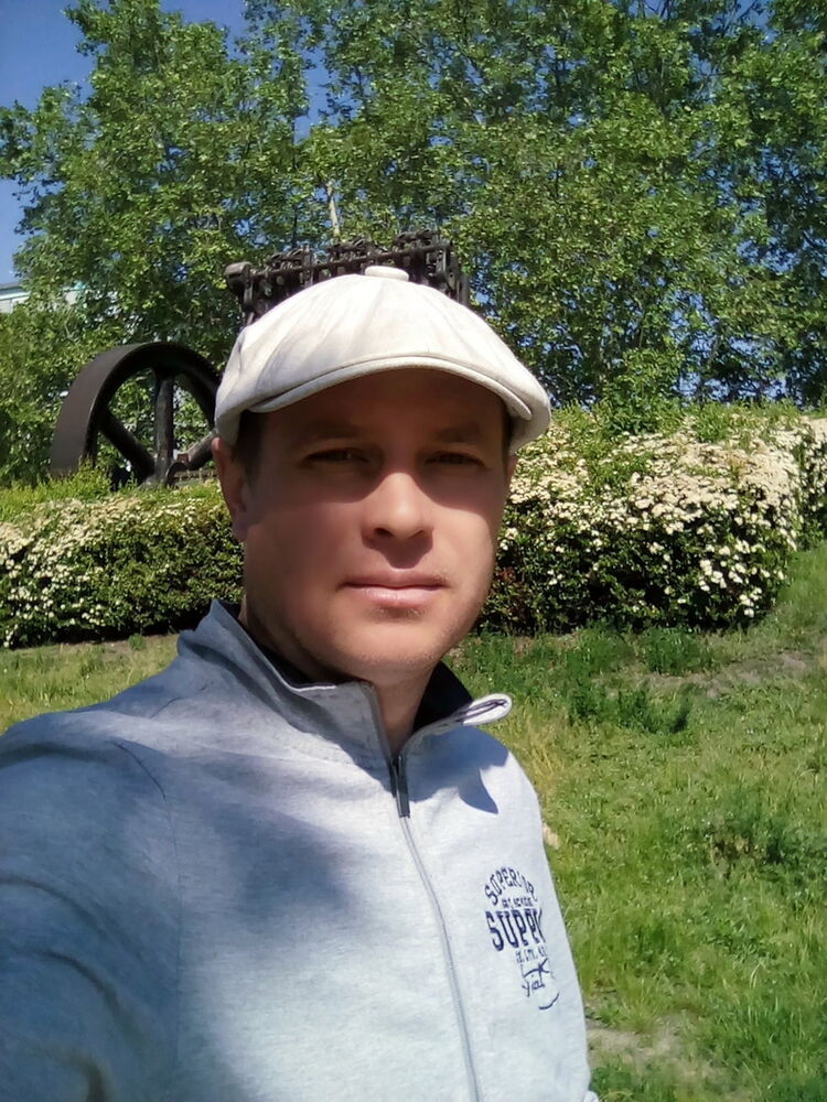  ,   Mihail, 43 ,   ,   , c 