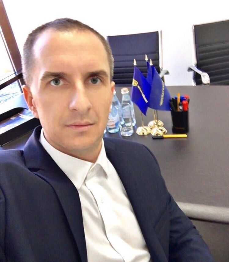  -,   Valentin, 36 ,   ,   , c 