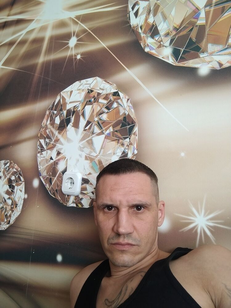  43453892  , 37 ,    