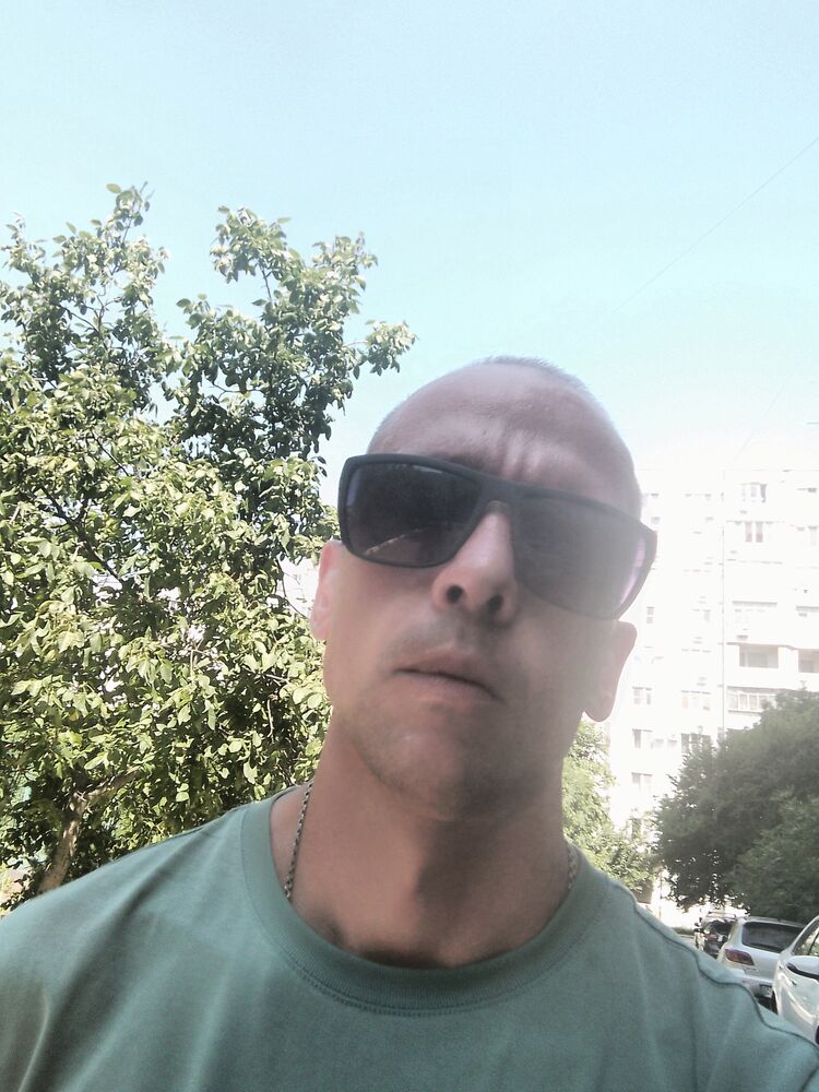  52060682  , 35 ,    