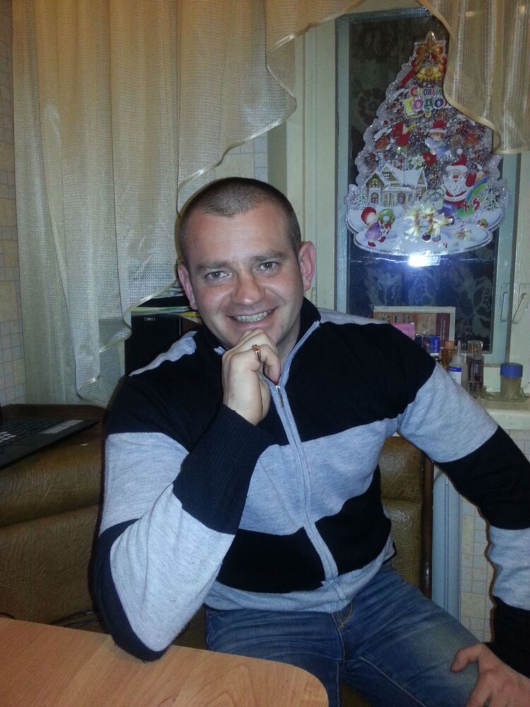  ,   Ruslan, 43 ,   ,   