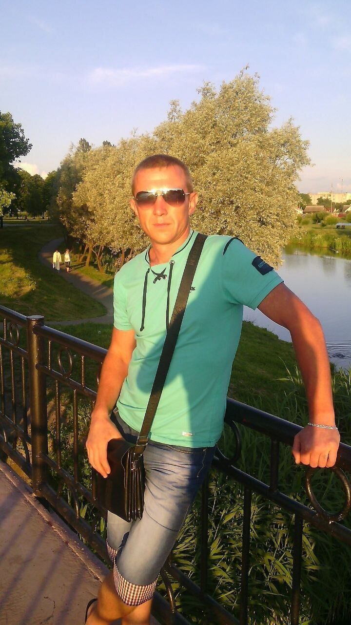  ,   Likcing men, 37 ,   ,   