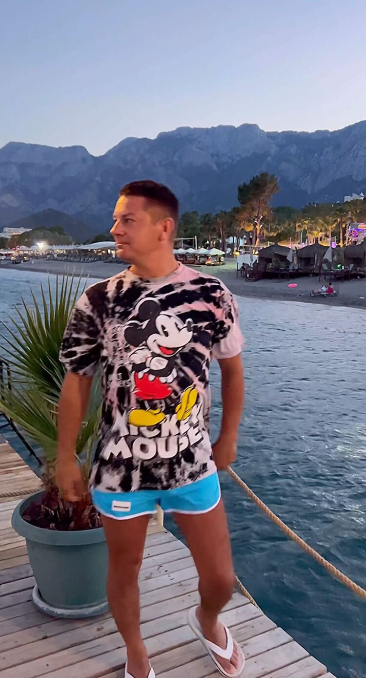 ���������� ������, ���� ������� CanisMajoris, 40 ���, ������������ ��� ������, ����� � ���������, c�������� ���������, ���������