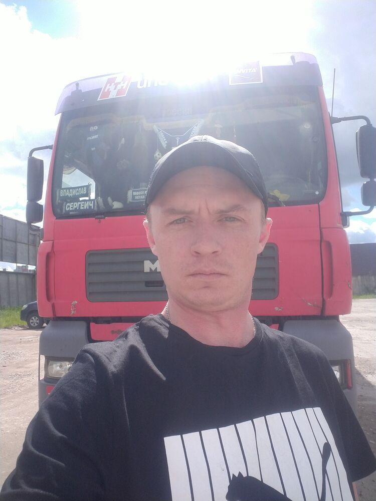  ,   Vladislav, 36 ,   ,   , c , 