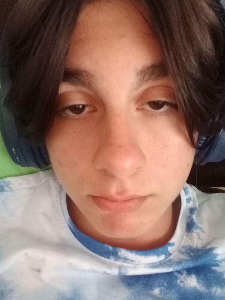  37035862  , 20 ,    -