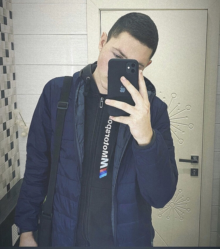  24772542  , 27 ,    