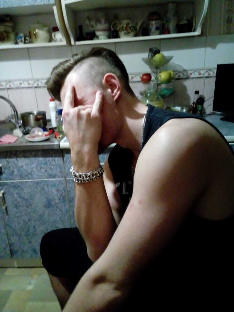  ,   Alekszero, 27 ,   c 